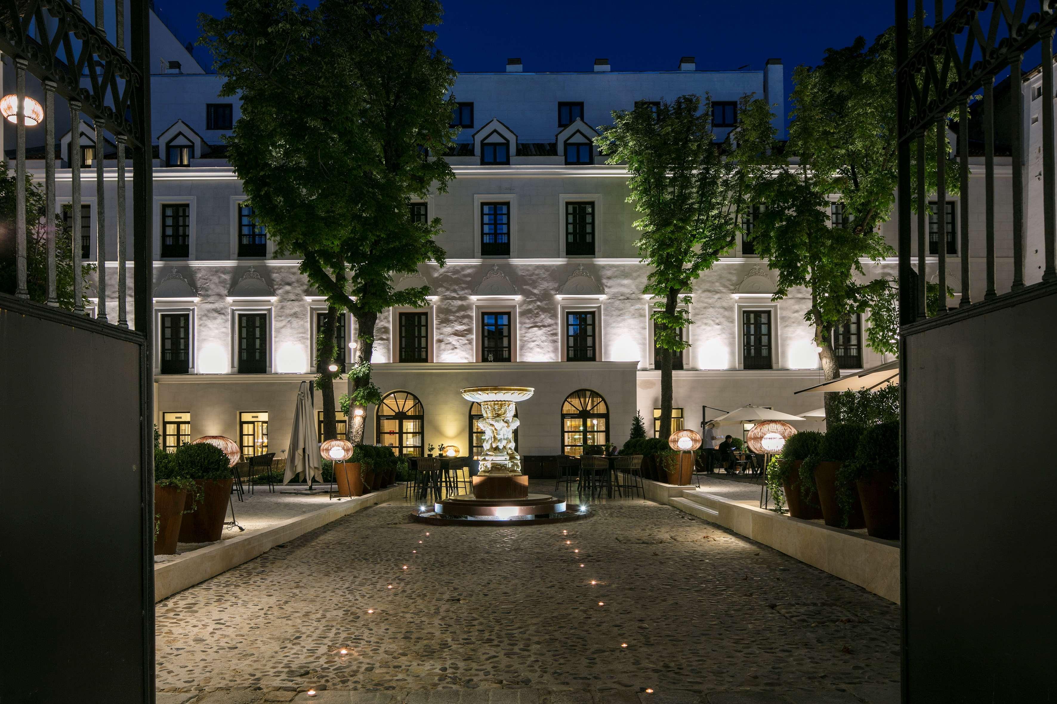 Palacio De Los Duques Gran Melia - The Leading Hotels Of The World Madrid Eksteriør billede