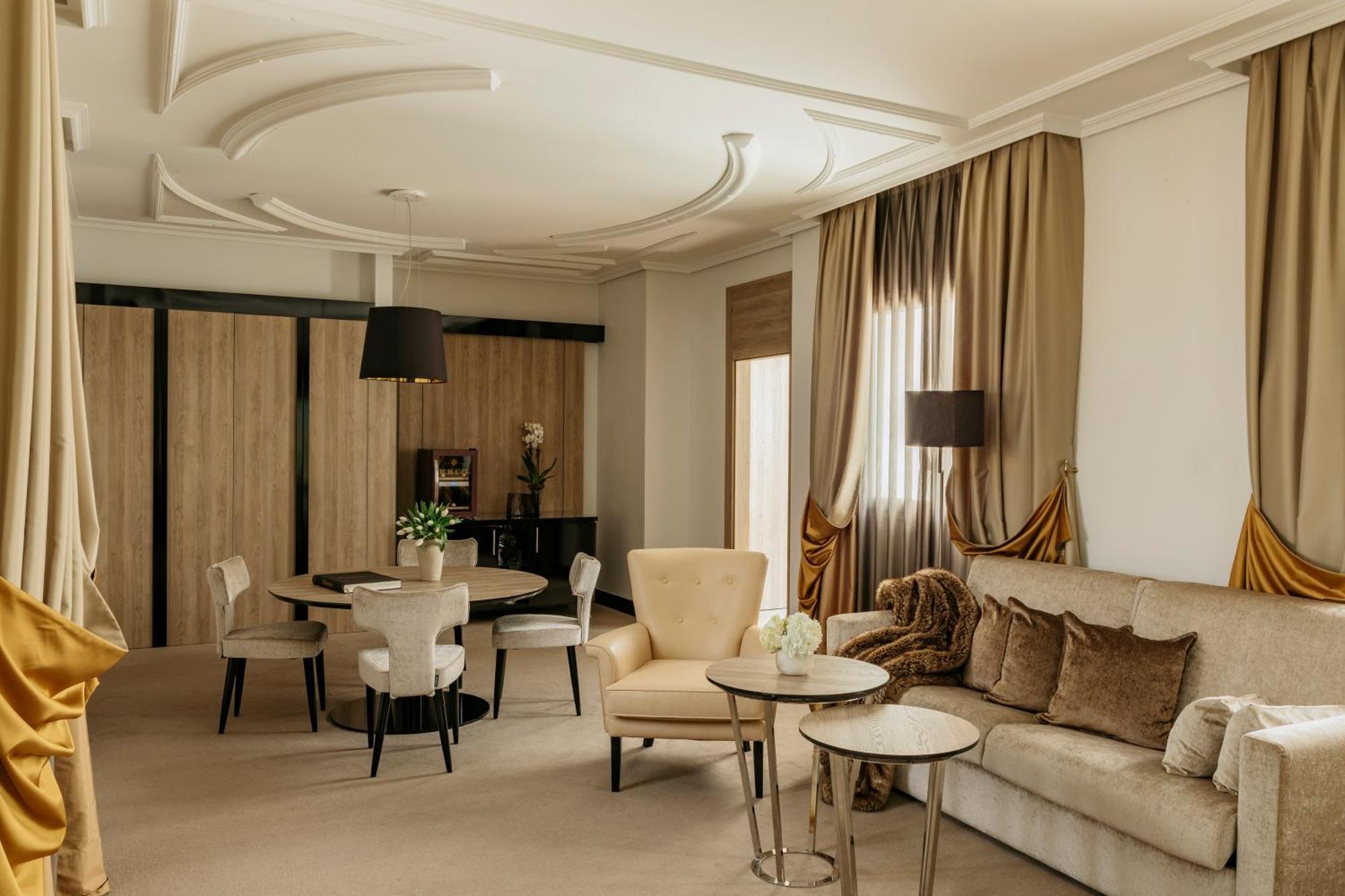 Palacio De Los Duques Gran Melia - The Leading Hotels Of The World Madrid Eksteriør billede